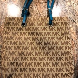Michael Kors tote